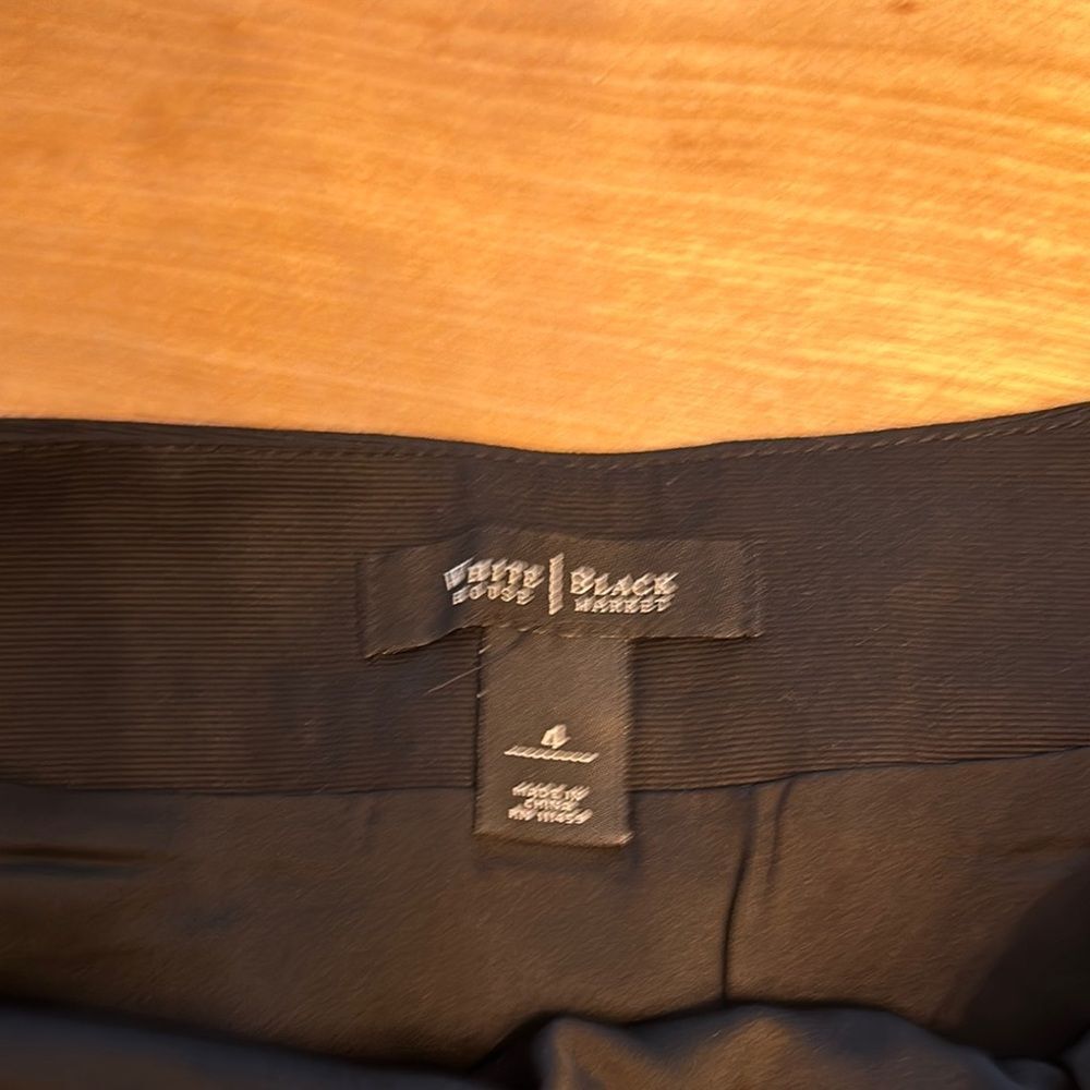 White House Black Market Black Lace Trumpet‎ Skirt - Picture 2 of 5